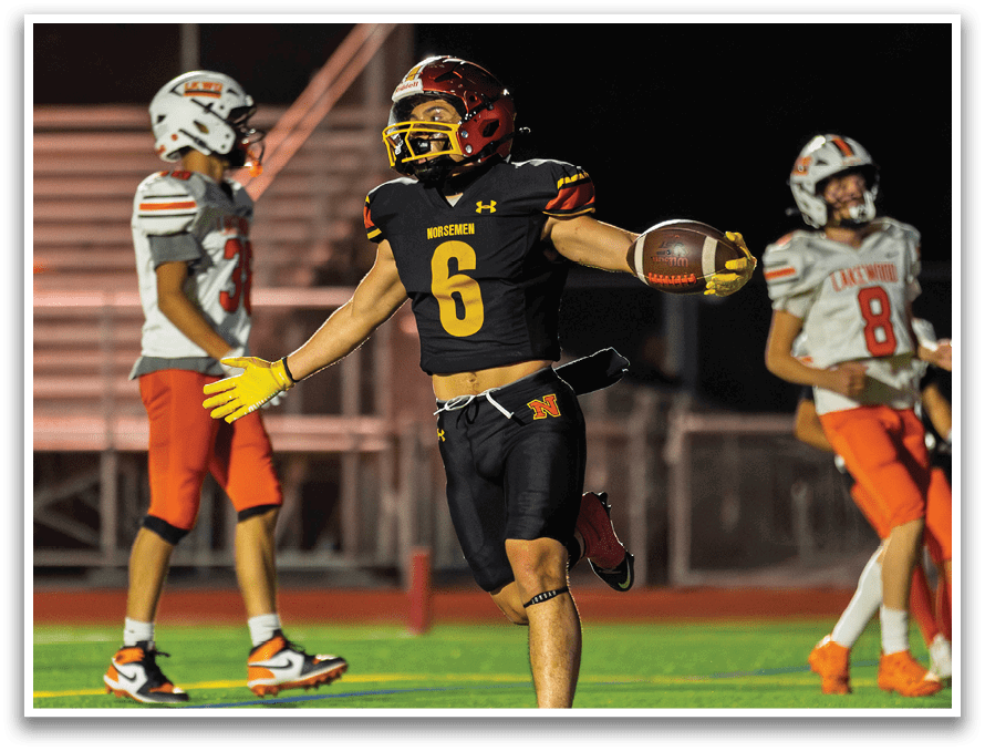 Photo (c) 2025 Nick Saenz https://nsaenz34c42a.myportfolio.com  Lakewood vs. Northglenn Football Northglenn Homecoming Five Star Stadium