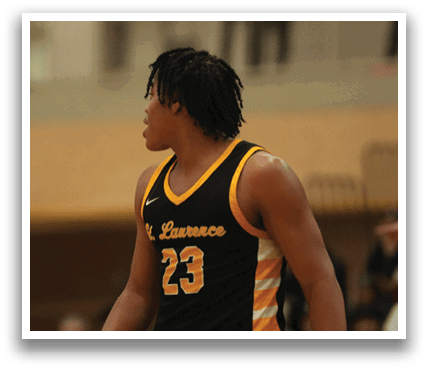 A man wearing a basketball jersey with the number 23 on it is walking on a basketball court. Contenido generado con IA