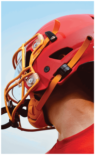 A football player catching a ball. Description generated by AI