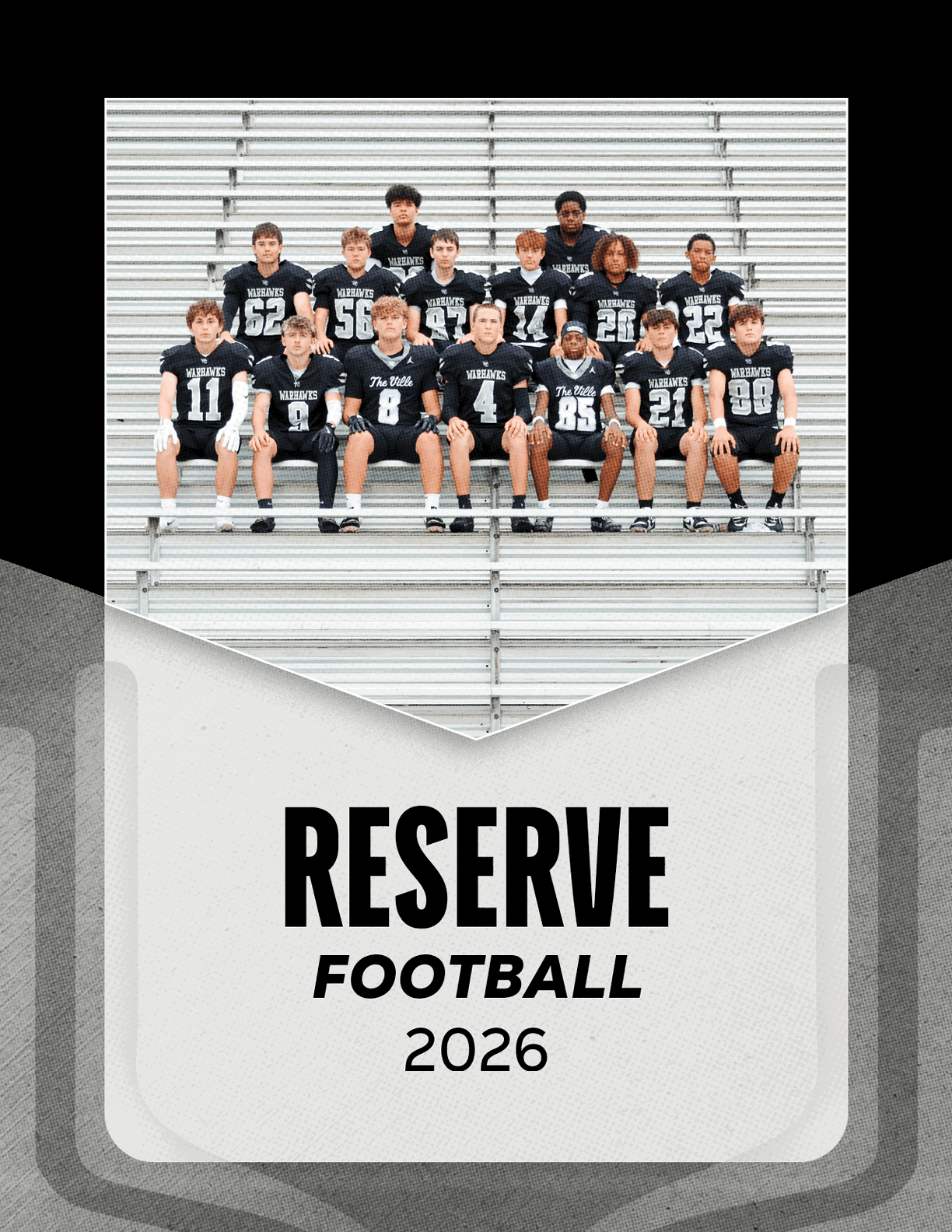 A group of people wearing black football uniforms with white numbers are seated on bleachers above a graphic that says Reserve Football 2026. Descripci n generada con IA