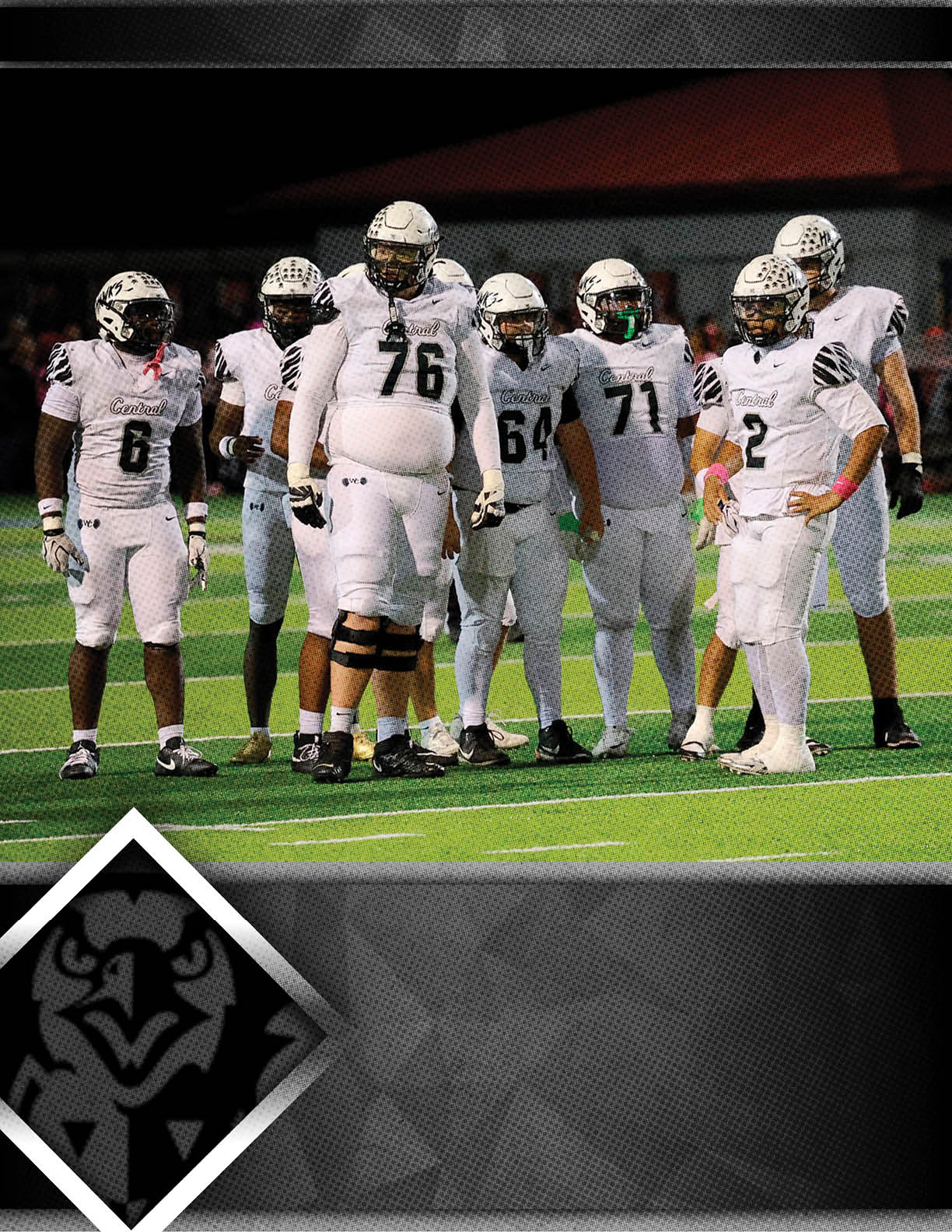 A group of football players in white uniforms and helmets stand together on a field under stadium lights with a stylized animal logo in the bottom left corner. Descripci n generada con IA