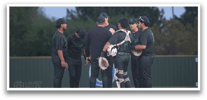 A group of baseball players on a field. Description generated by AI