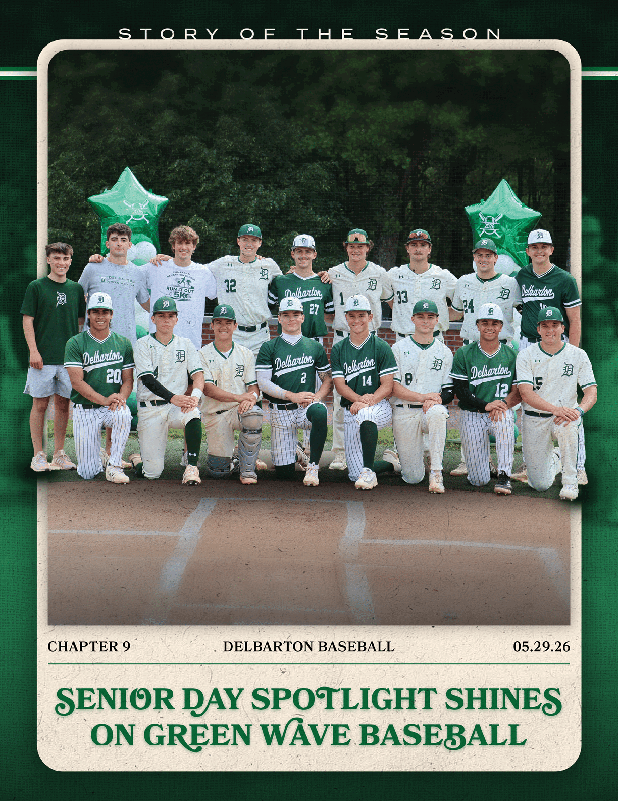 A group of baseball players posing for a picture. Description generated by AI
