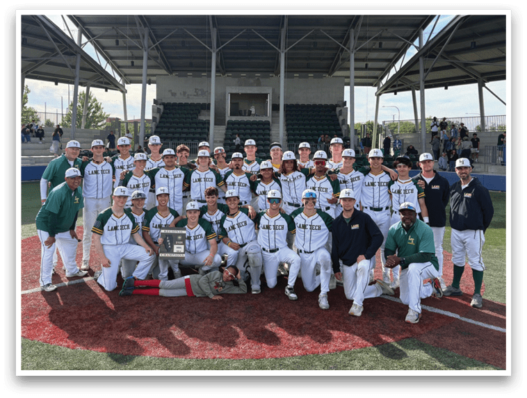 Baseball team posing for a photo. Description generated by AI
