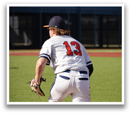 A baseball player wearing a white uniform is running towards a base. Contenido generado con IA