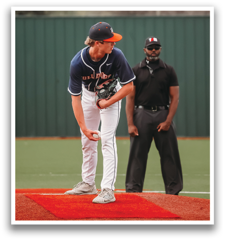 A baseball player is pitching a ball on a field. Contenido generado con IA