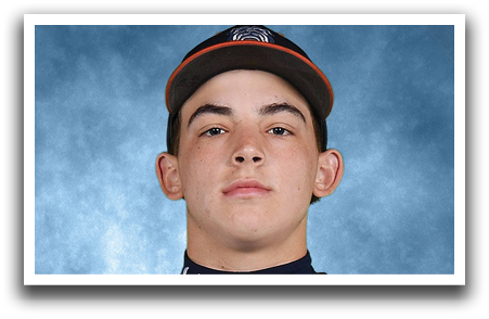 A young man wearing a baseball uniform with the number 3 on the back. Contenido generado con IA