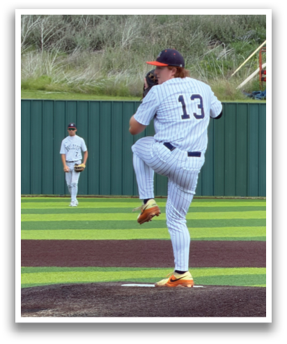 A baseball player in a blue and white uniform is on the mound, getting ready to throw the ball. Contenido generado con IA