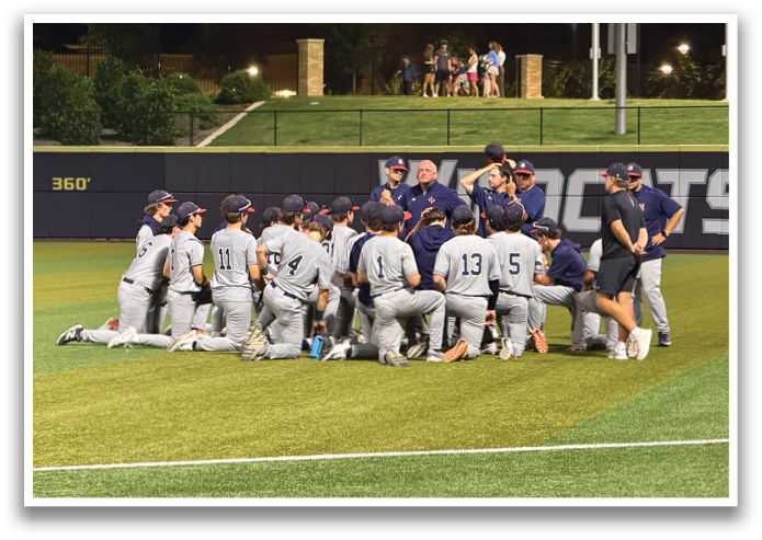 Baseball players huddled together on the field. Contenido generado con IA