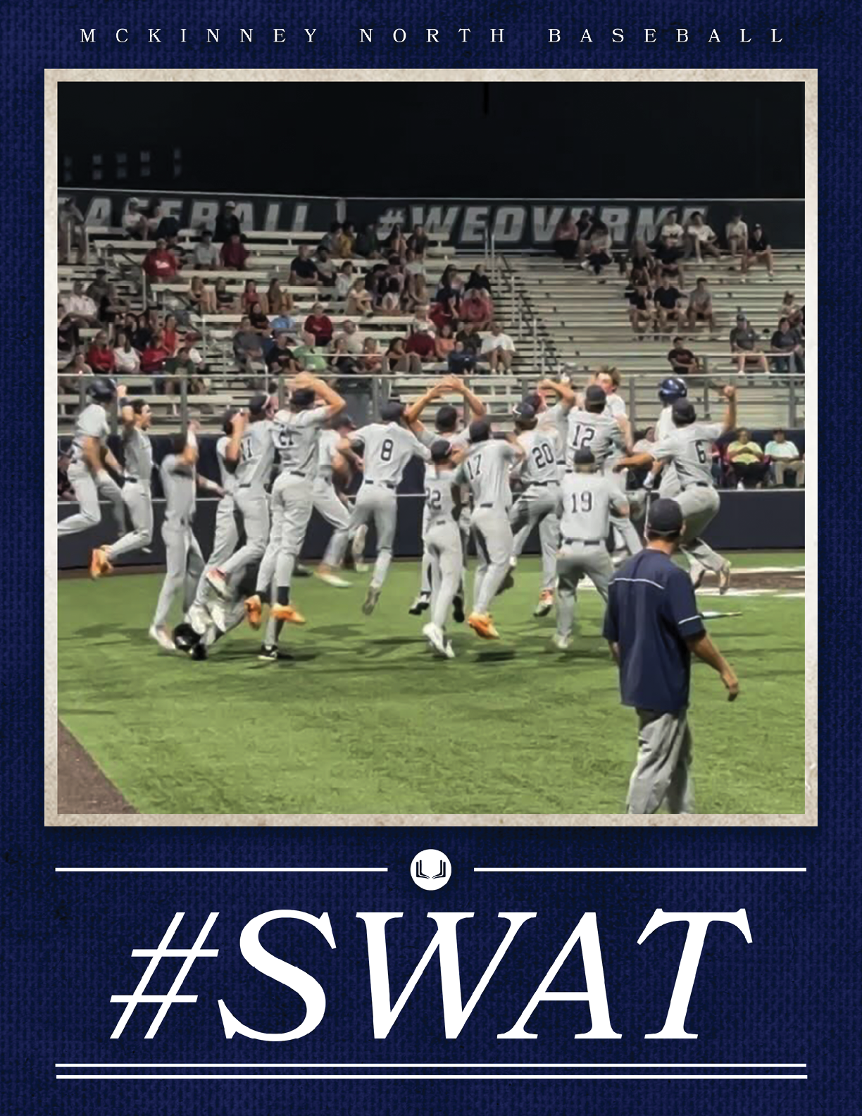 Baseball players celebrating a win on the field. Contenido generado con IA