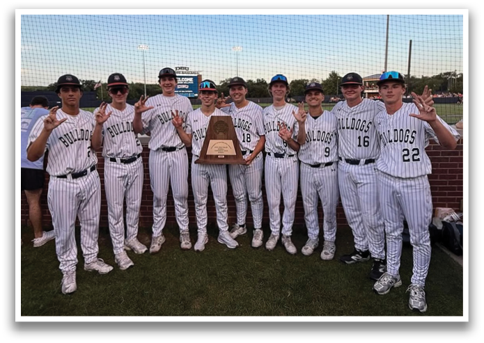 A group of baseball players pose for a photo with their coaches. Contenido generado con IA