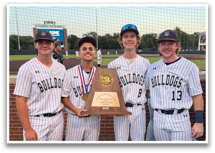 Three baseball players pose with a trophy. Contenido generado con IA