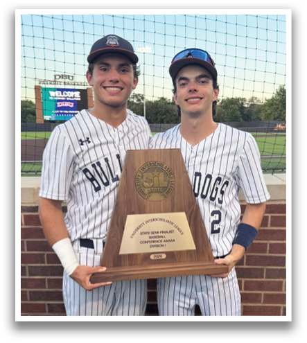 Two baseball players are holding a trophy. Contenido generado con IA