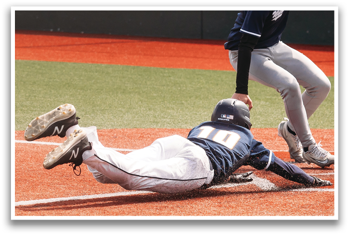 A baseball player slides into home plate, trying to score a run. Contenido generado con IA