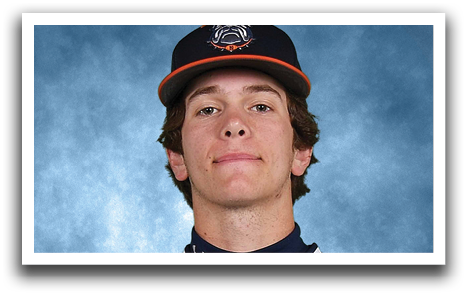 A baseball player wearing a white jersey with the word “Dawgs" on the front. Contenido generado con IA