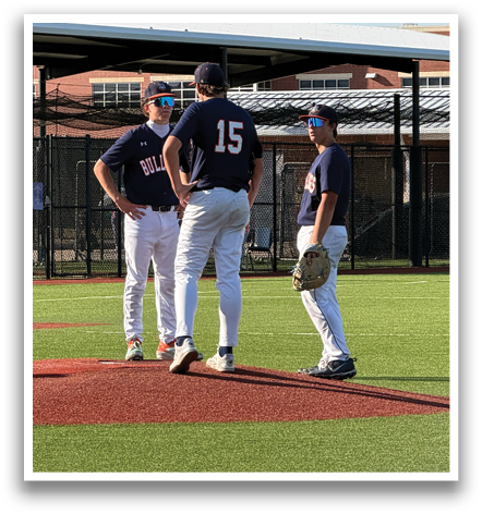 Three baseball players are standing on a field, wearing their uniforms. They are likely discussing their game strategy or preparing for their next move. The players are positioned at various locations on the field, with one player standing closer to the left side, another in the middle, and the third player on the right side. Contenido generado con IA