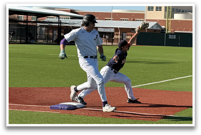 A baseball player is sliding into a base while another player tries to catch the ball. Contenido generado con IA