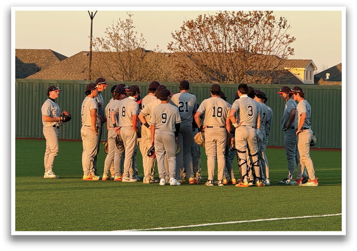 Three men are standing on a baseball field, with one of them holding a bat. Contenido generado con IA