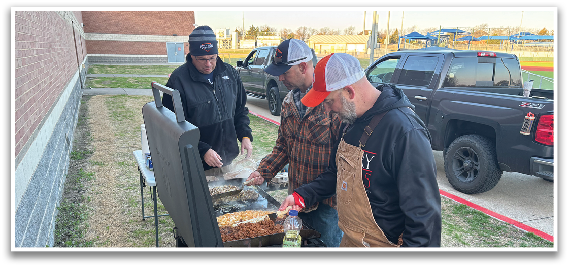 Three men are cooking food on a grill outside. Contenido generado con IA