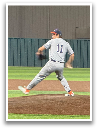 A baseball player is pitching a ball on a field. Contenido generado con IA