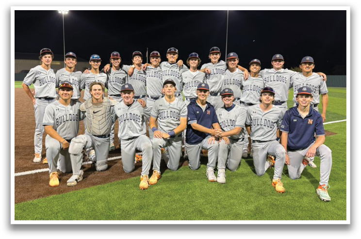 A baseball team poses for a group photo on a field. Contenido generado con IA