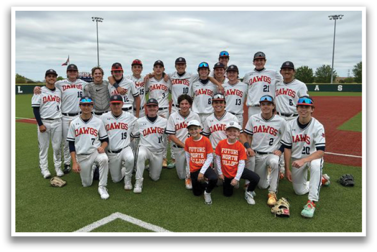 A group of young baseball players posing for a photo on a field. Contenido generado con IA