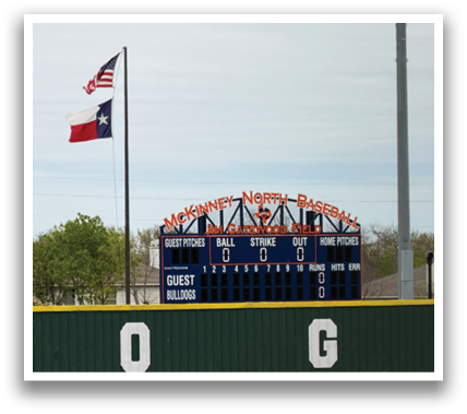 A group of people are standing on a baseball field. Contenido generado con IA