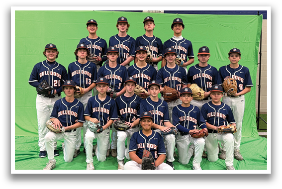 A group of young men wearing baseball uniforms pose for a photo. Contenido generado con IA