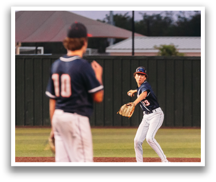 A baseball player in a blue shirt and white pants is throwing a ball. Contenido generado con IA