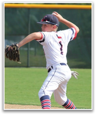 A baseball player in a white uniform is throwing a ball. Contenido generado con IA