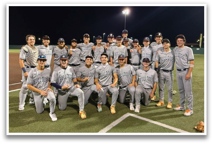 Baseball team posing for a photo on the field. Contenido generado con IA