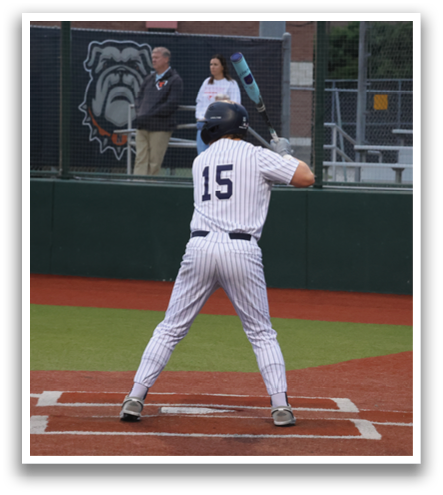 A baseball player in a white uniform is pitching a ball on a field. Contenido generado con IA