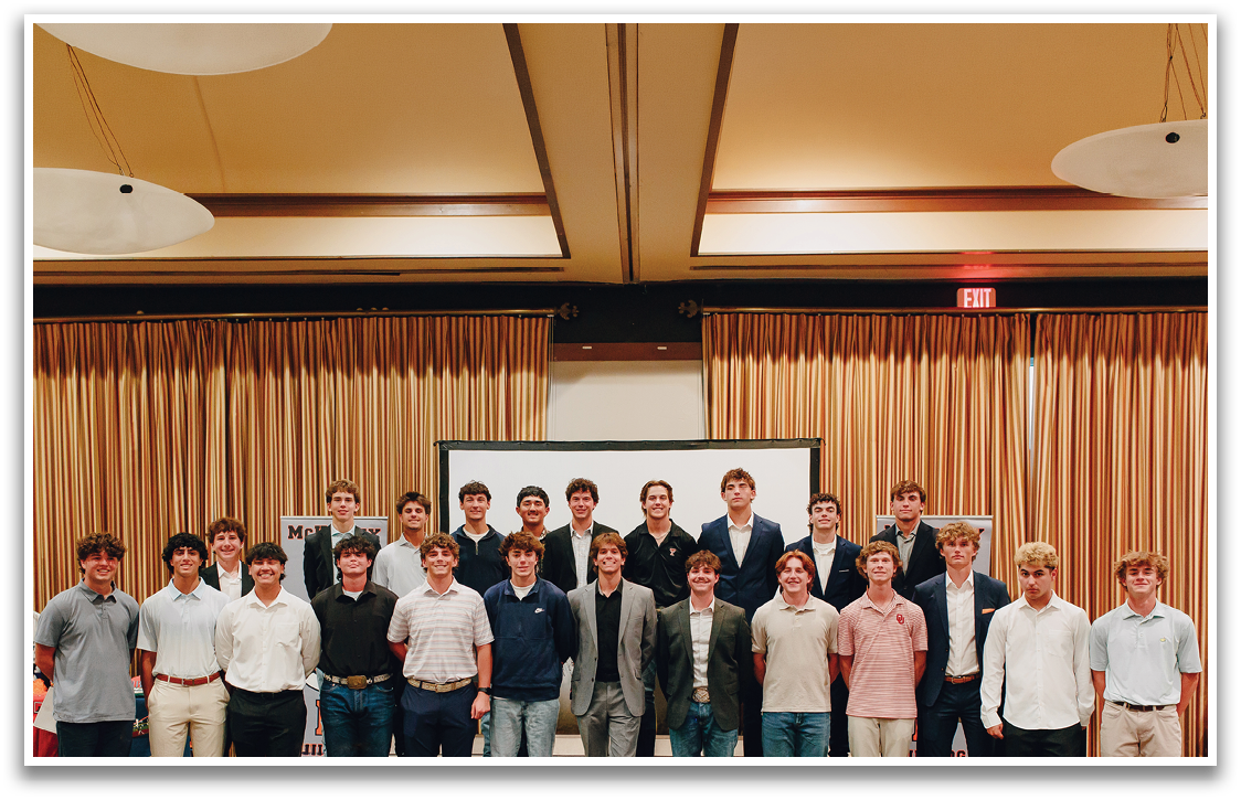 A group of young men in a room, posing for a picture. Contenido generado con IA