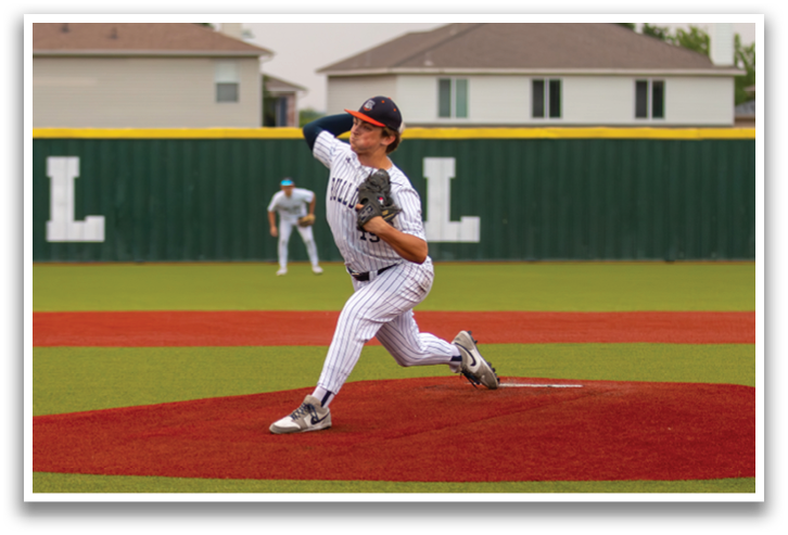 A baseball player in a blue and white uniform is pitching a ball on a field. Contenido generado con IA