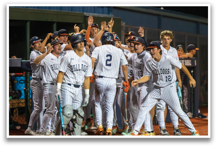 Baseball players celebrating on the field. Contenido generado con IA