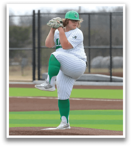 A baseball player in a white uniform is pitching a ball. Contenido generado con IA