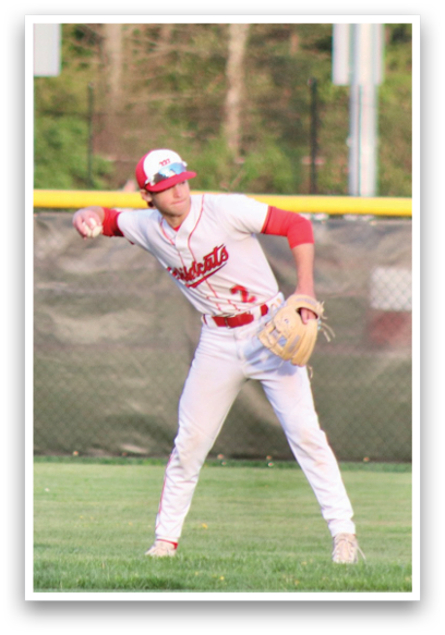 Two baseball players on a field. Description generated by AI
