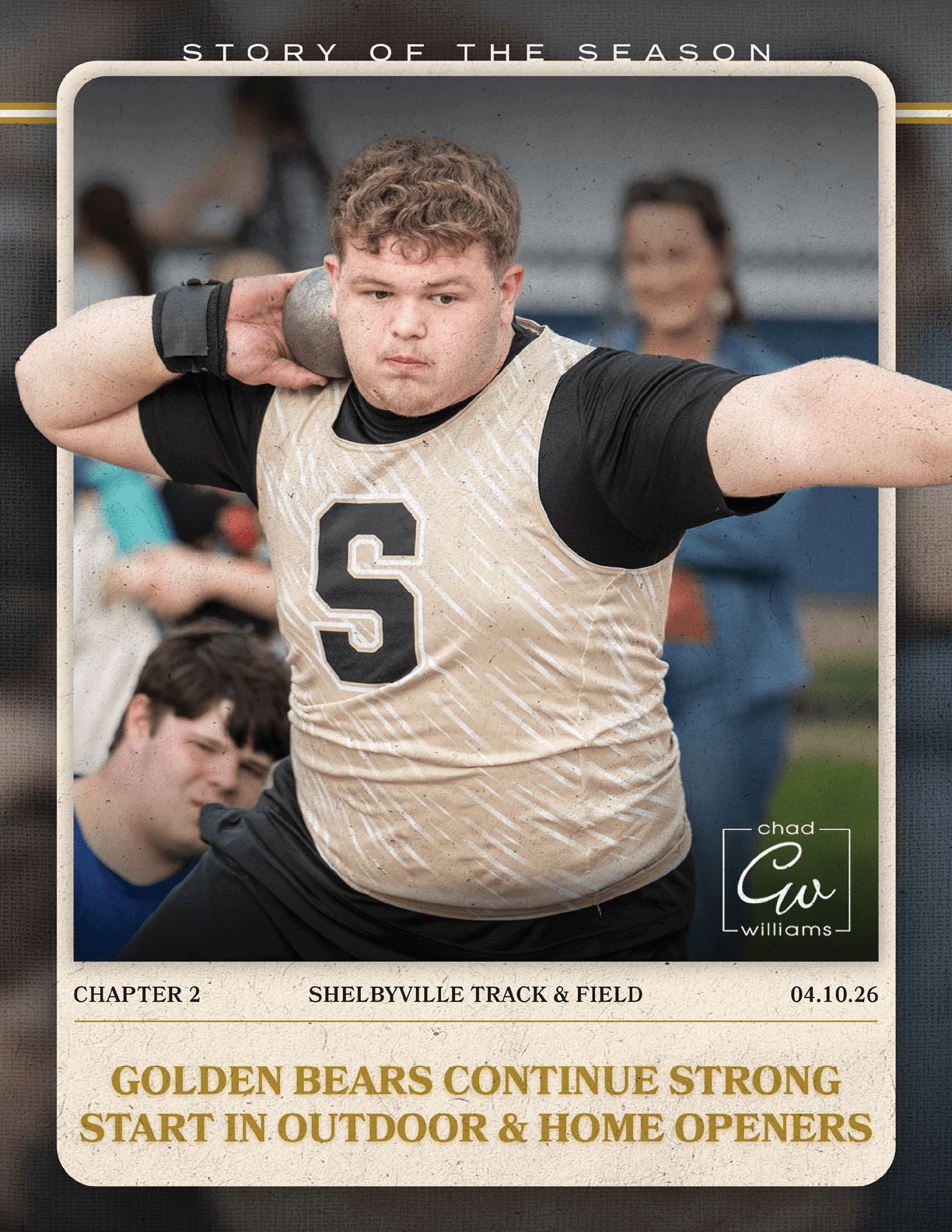 A man in a gold and black uniform is lifting a weight. Contenido generado con IA
