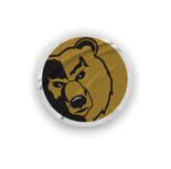 A collection of logos and images, including a bear and a football player, are displayed. Contenido generado con IA