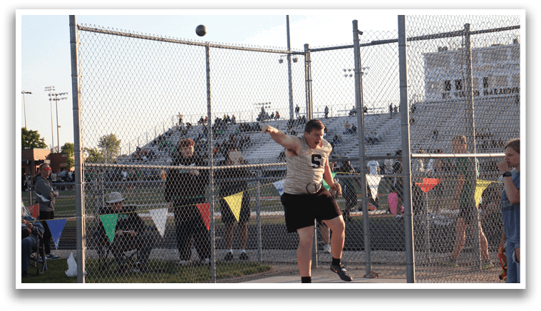 A man is jumping in the air to catch a ball. Contenido generado con IA