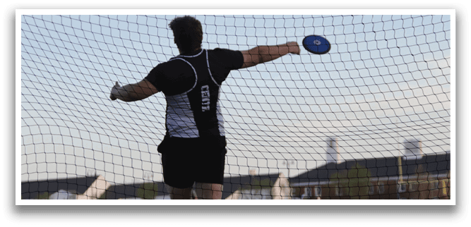 A man is throwing a frisbee. Description generated by AI