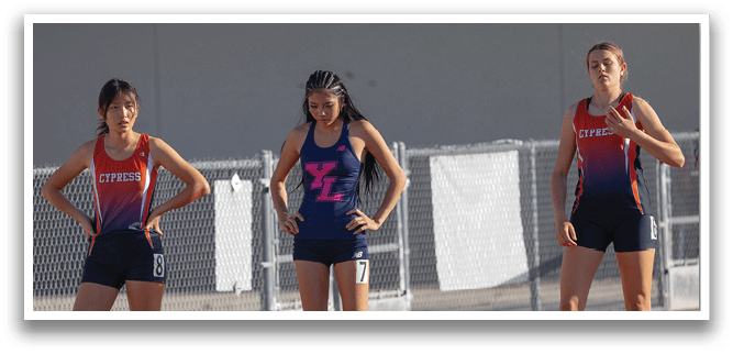 Three female athletes are standing on a track, wearing uniforms and waiting for the starting signal. AI generated content